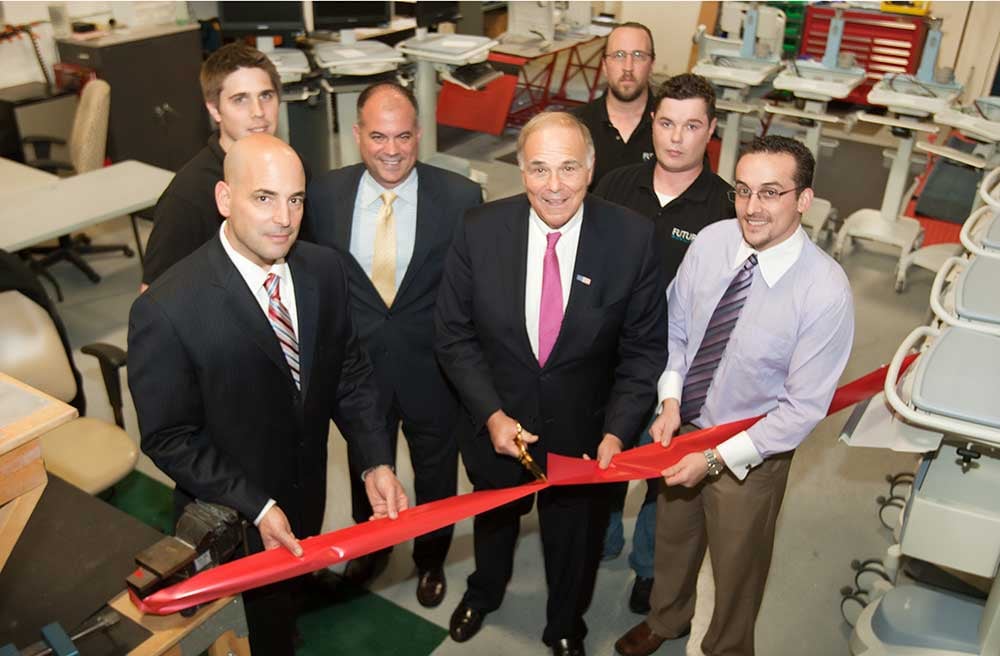 Gov. Rendell cuts ribbon