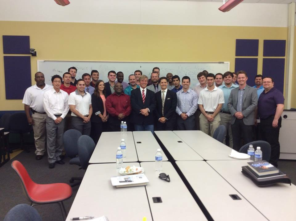 Leigh hosts agent academy